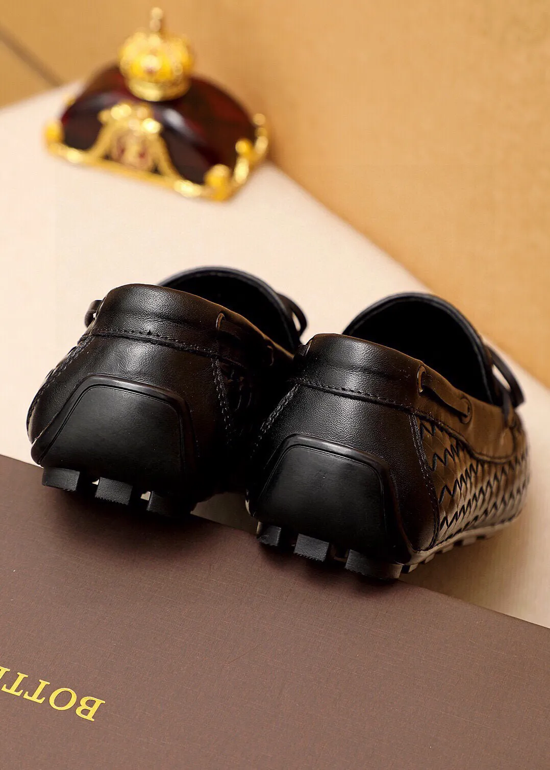 Men's men's shoes 💰500 💐 BV men's slip-on shoes® [BOTTEGA VENETA] official website counter new model, one-to-one mold opening ⚠Italian calfskin purely hand-woven ➕cow 🐂 leather lining. Driving slip-ons, available at counters, sizes 38～44 (45🉑️customized)
